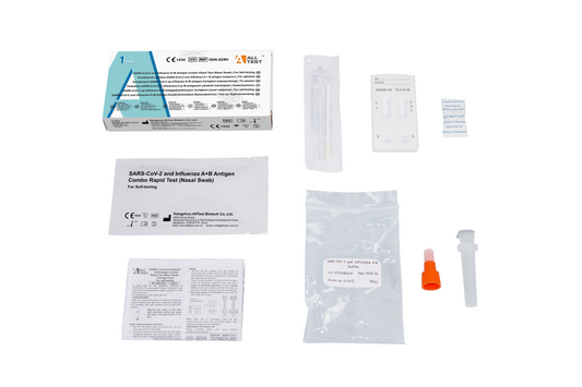 Inhoud van de SARS-CoV-2 en Influenza A+B Antigen Combo Rapid Test: teststrip, reageerbuizen, monsterpipet en instructies voor gebruik.